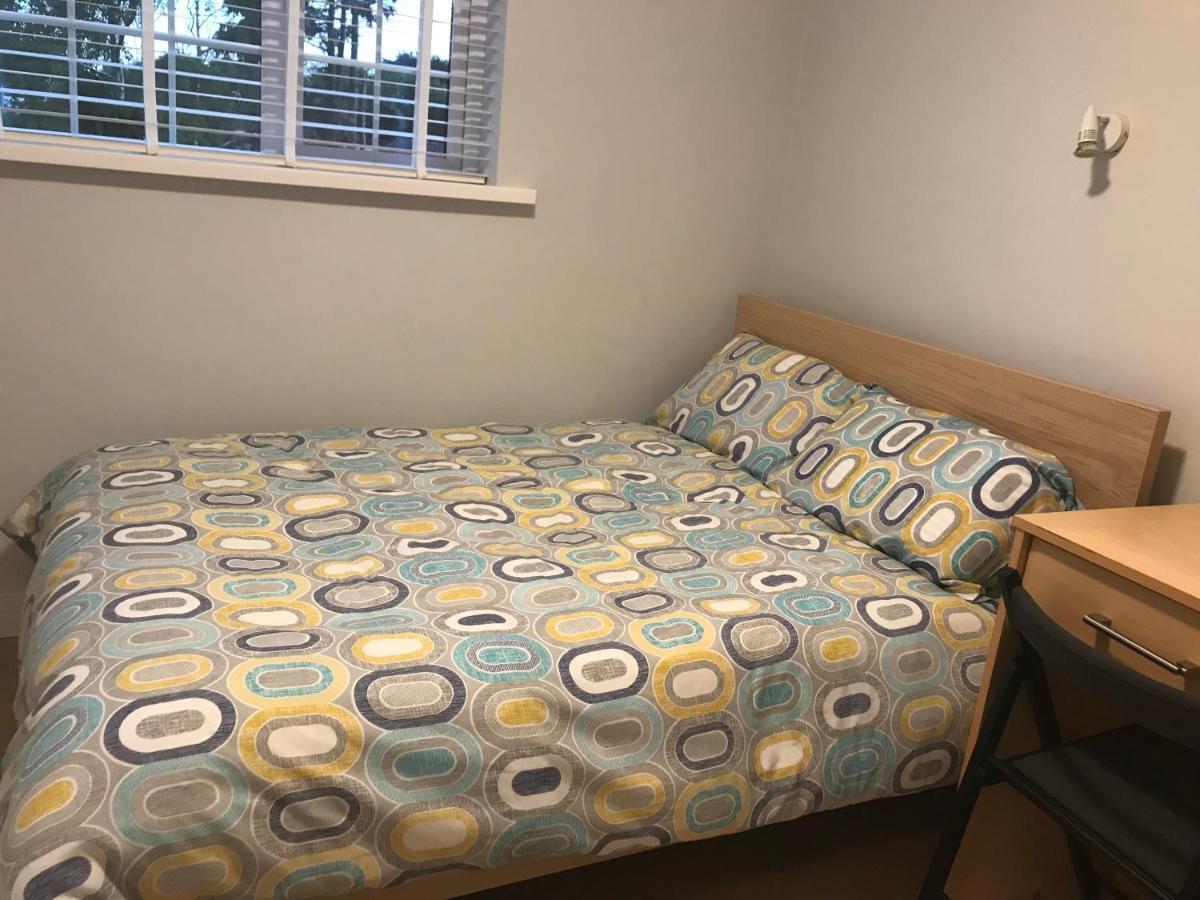 Cheerful 4 Bedroom Town House With Bbq, 戈尔韦 外观 照片